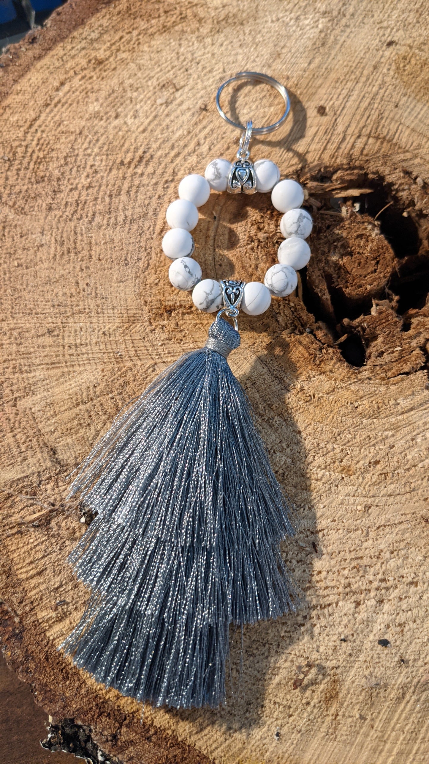 Keychain - Grey Silk/Howlite
